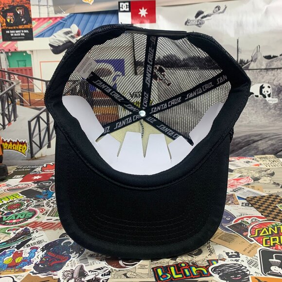 Santa Cruz  Black Trucker Hat NEW - Picture 9 of 9
